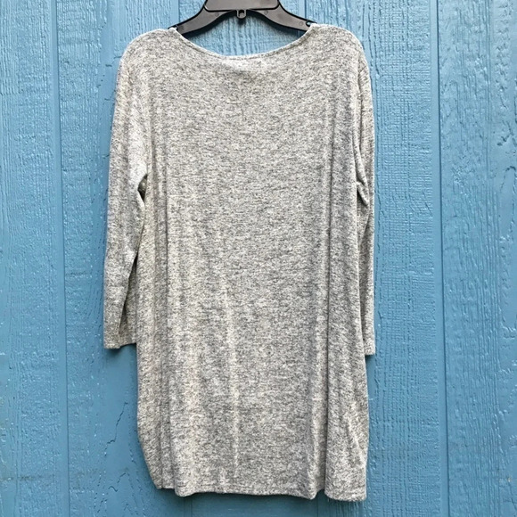 NWT Gibson Grey Scoop Neck Twist Front Top XS - Picture 5 of 6